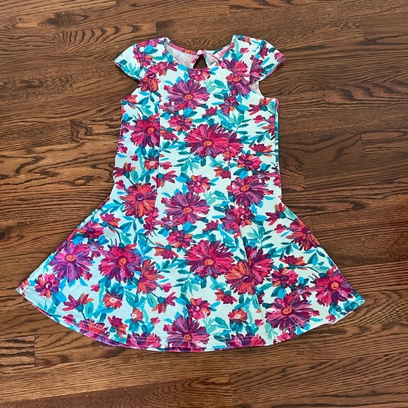 Flower pattern dress - Picture 1 of 4